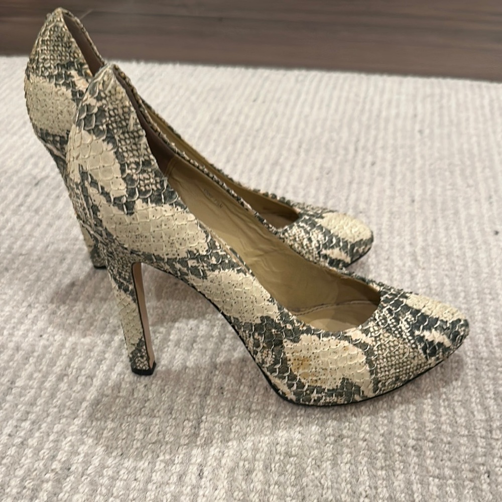 Rachel Zoe python pumps - Picture 6 of 9